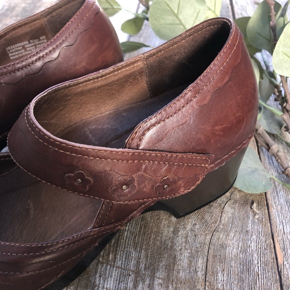 Mary Jane Danako Brown Leather Flower 40 - Picture 2 of 5